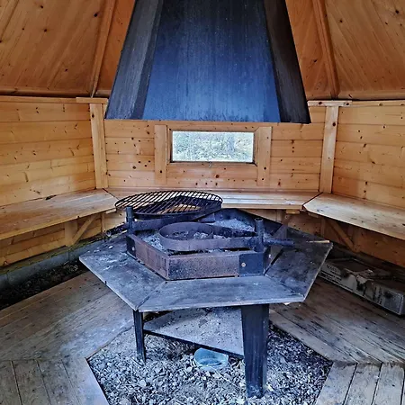 Loma-otso B アパート *